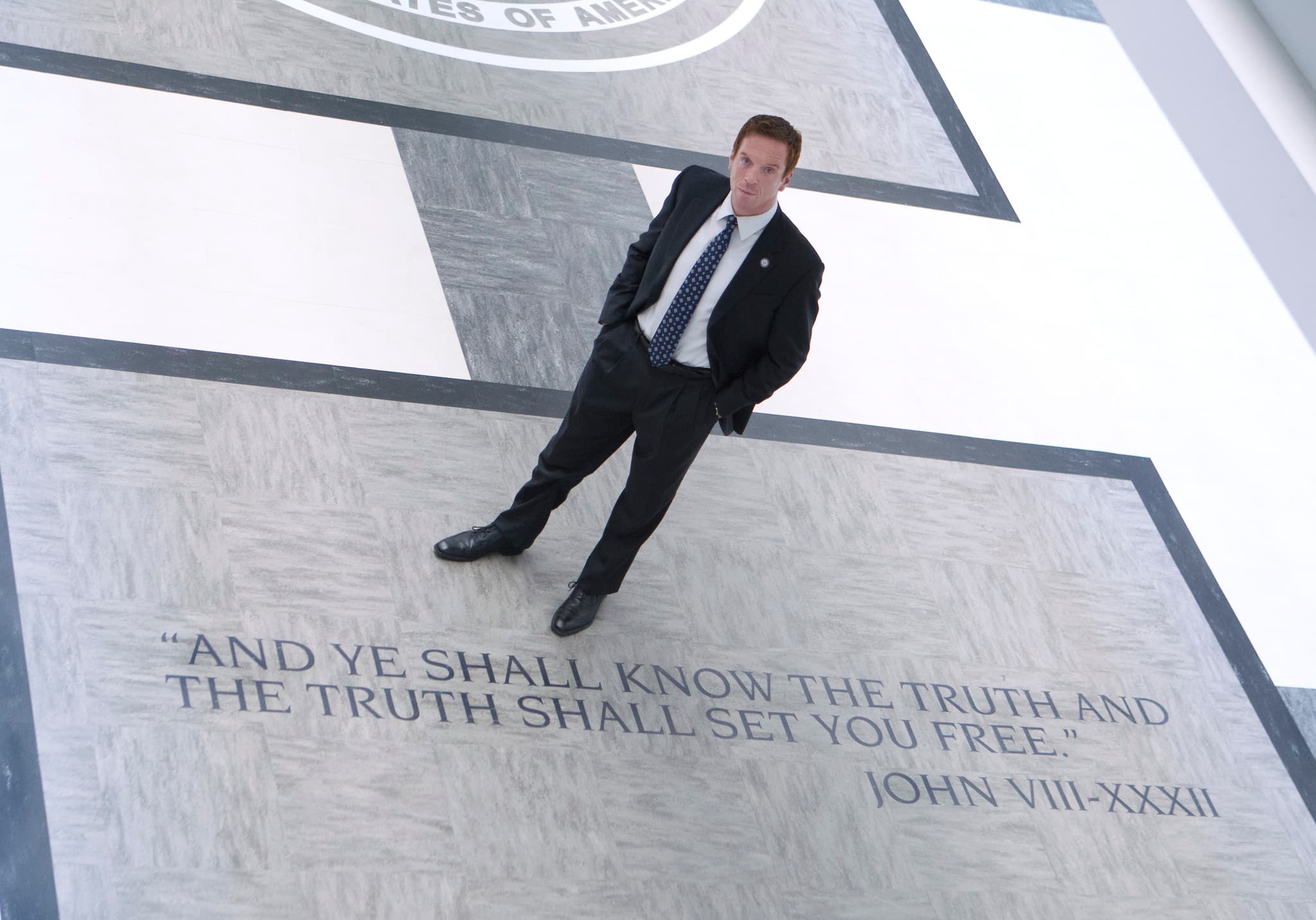 Homeland (2011) - aesthetic film composition - frame 2