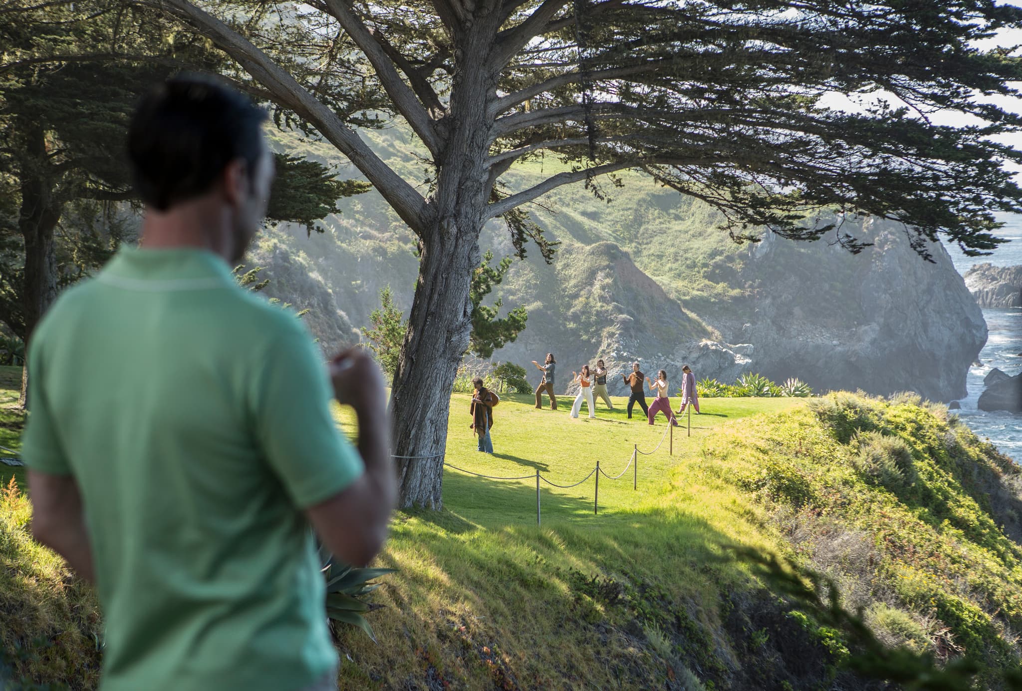 Mad Men (2007) - iconic movie scene - frame 4