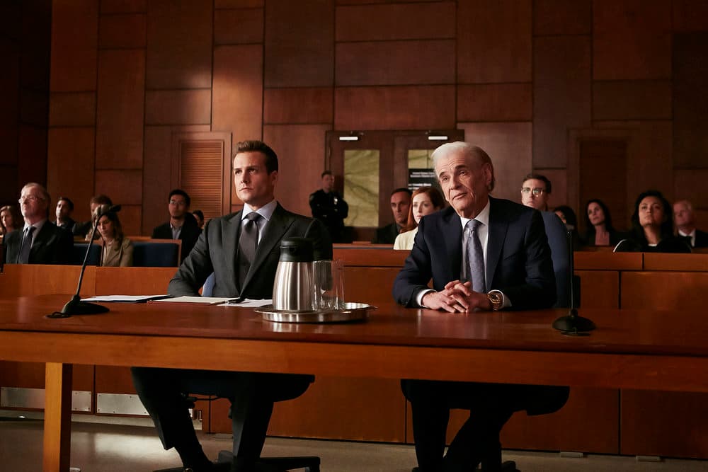 Suits (2011) - iconic movie scene - frame 4