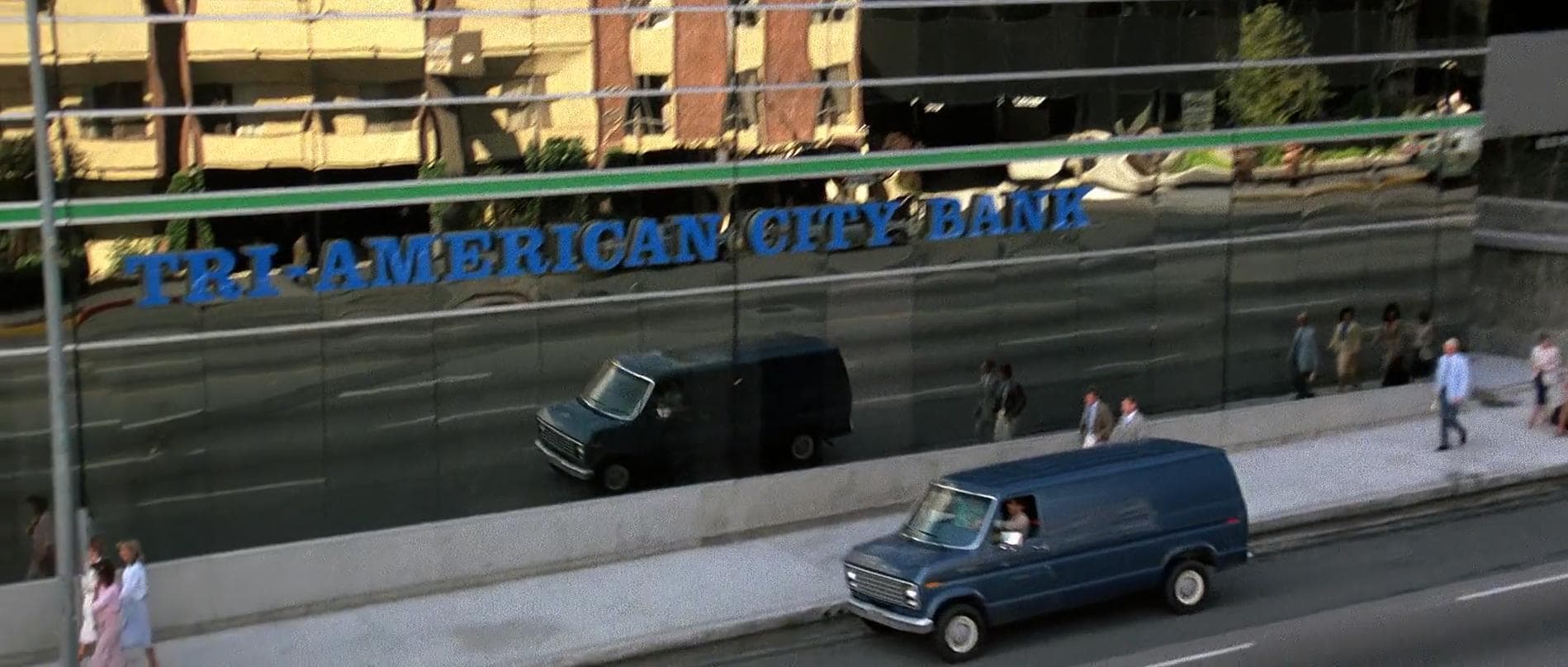 Scarface (1983) - movie still frame - frame 1