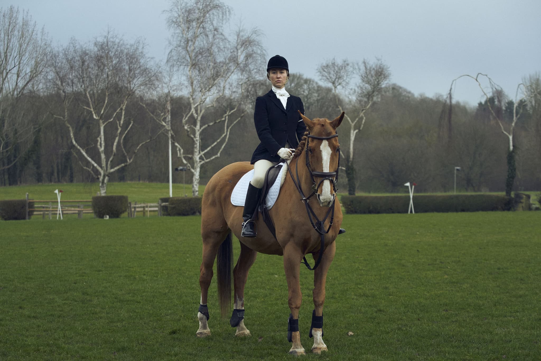 The Crown (2016) - visual quiz clue - frame 5