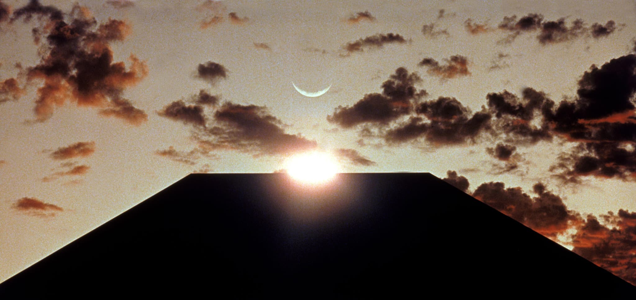 2001: A Space Odyssey (1968) - movie still frame - frame 1