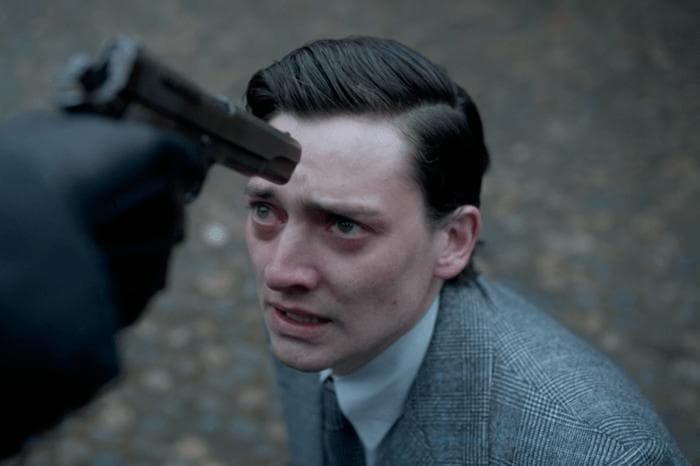 Peaky Blinders (2013) - iconic movie scene - frame 4