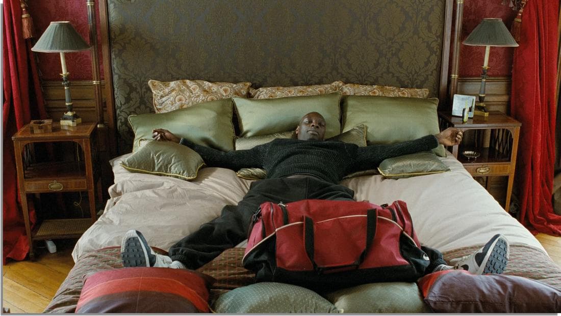 The Intouchables (2011) - visual quiz clue - frame 5