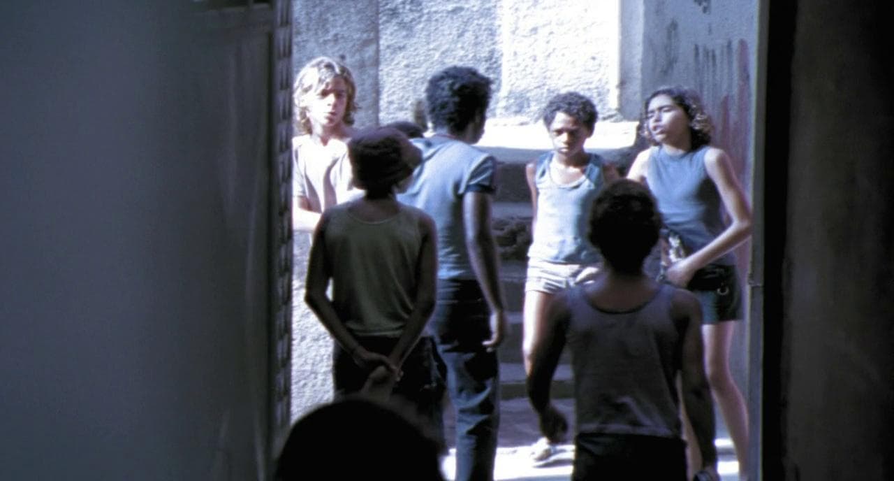 City of God (2002) - visual quiz clue - frame 5