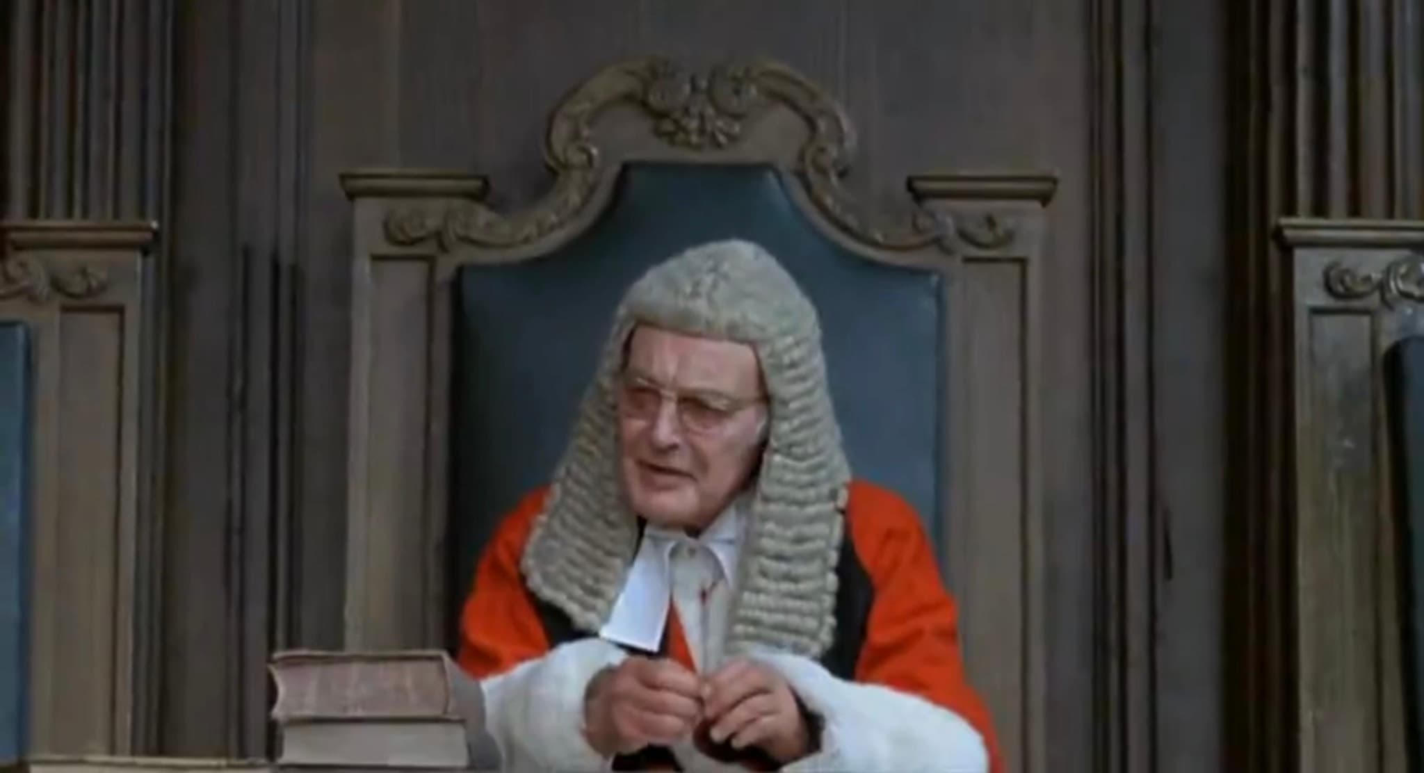 A Clockwork Orange (1971) - iconic movie scene - frame 4