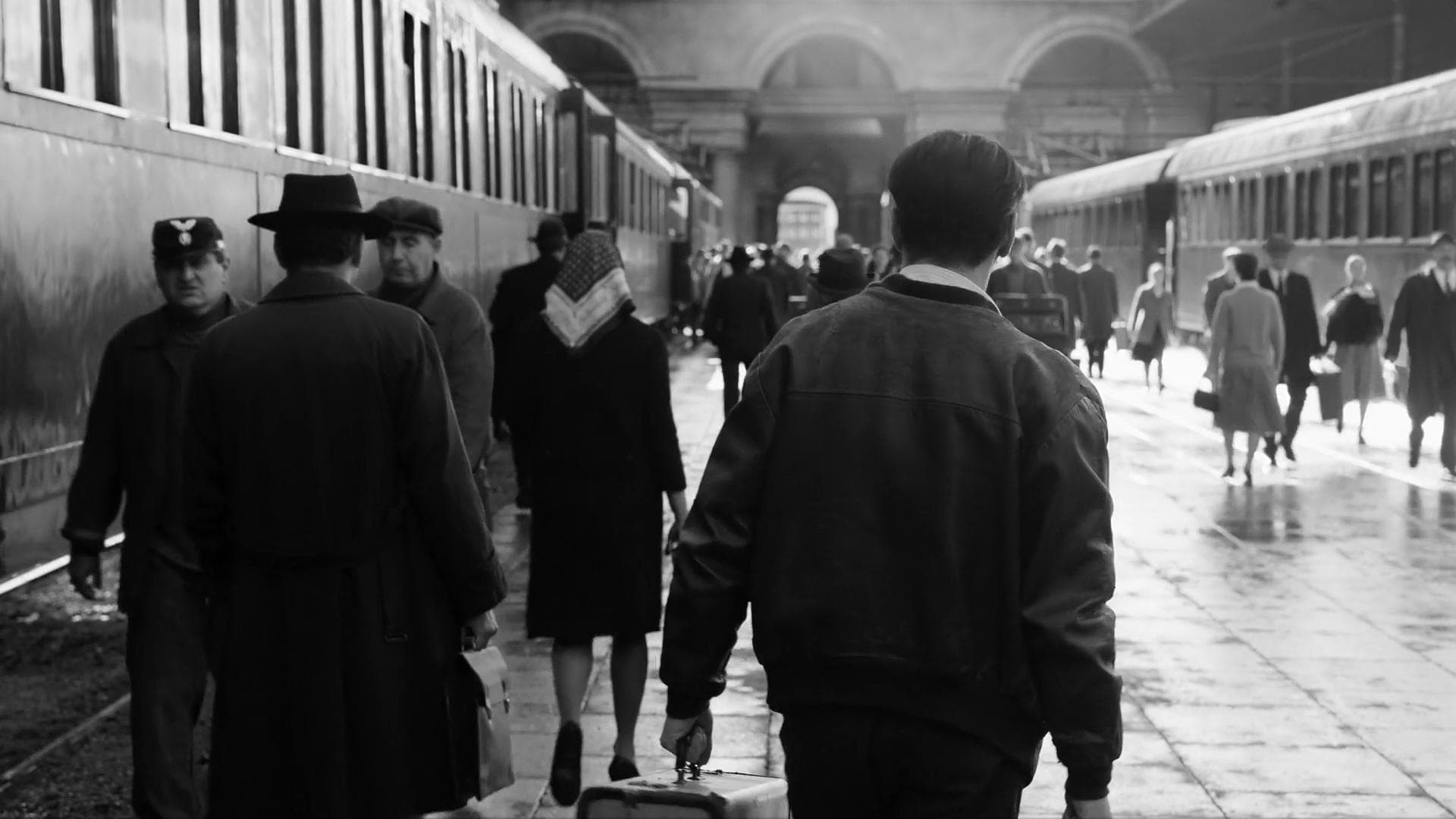 RIPLEY (2024) - aesthetic film composition - frame 2