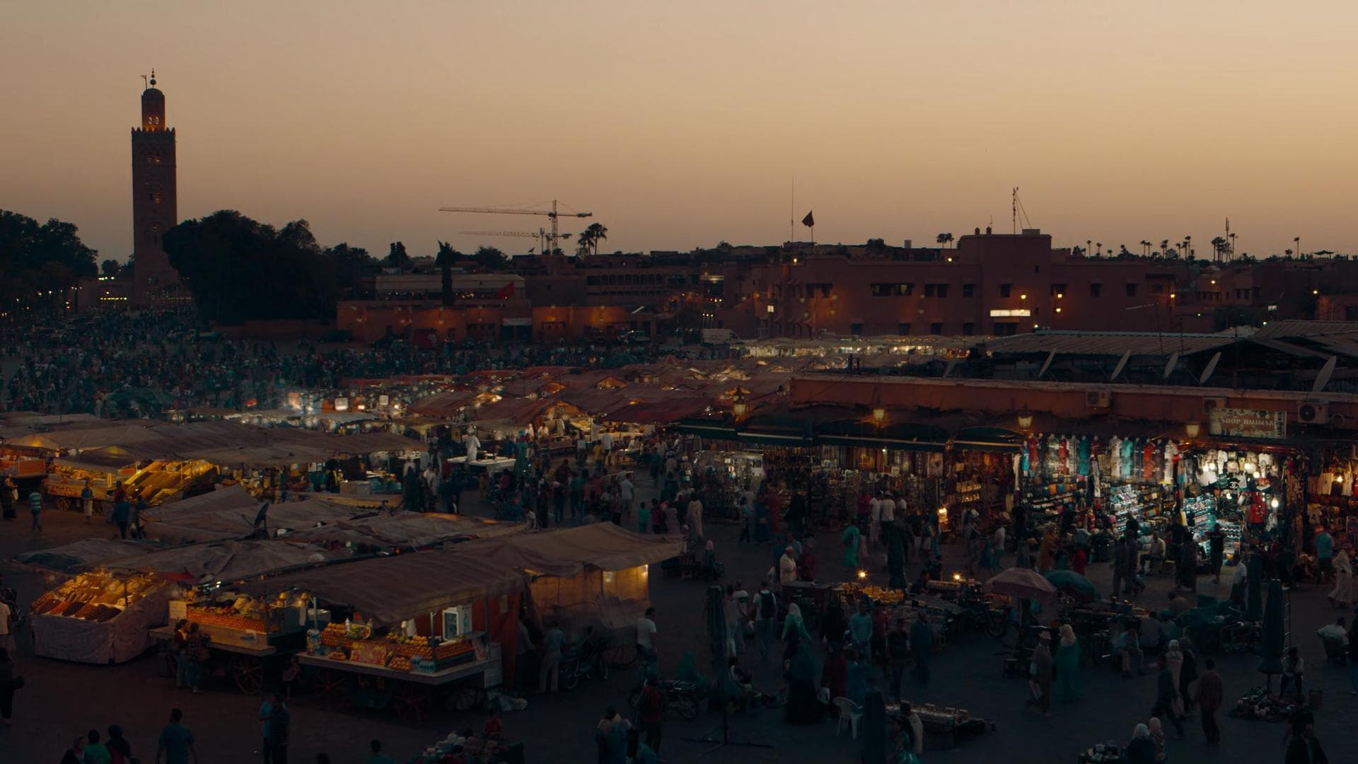 Sherlock (2010) - movie still frame - frame 1