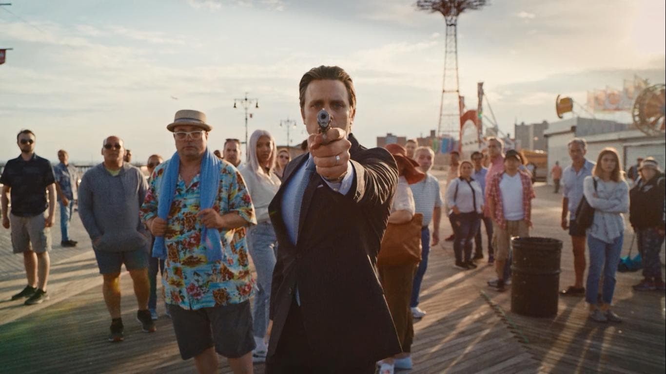 Mr. Robot (2015) - visual quiz clue - frame 5