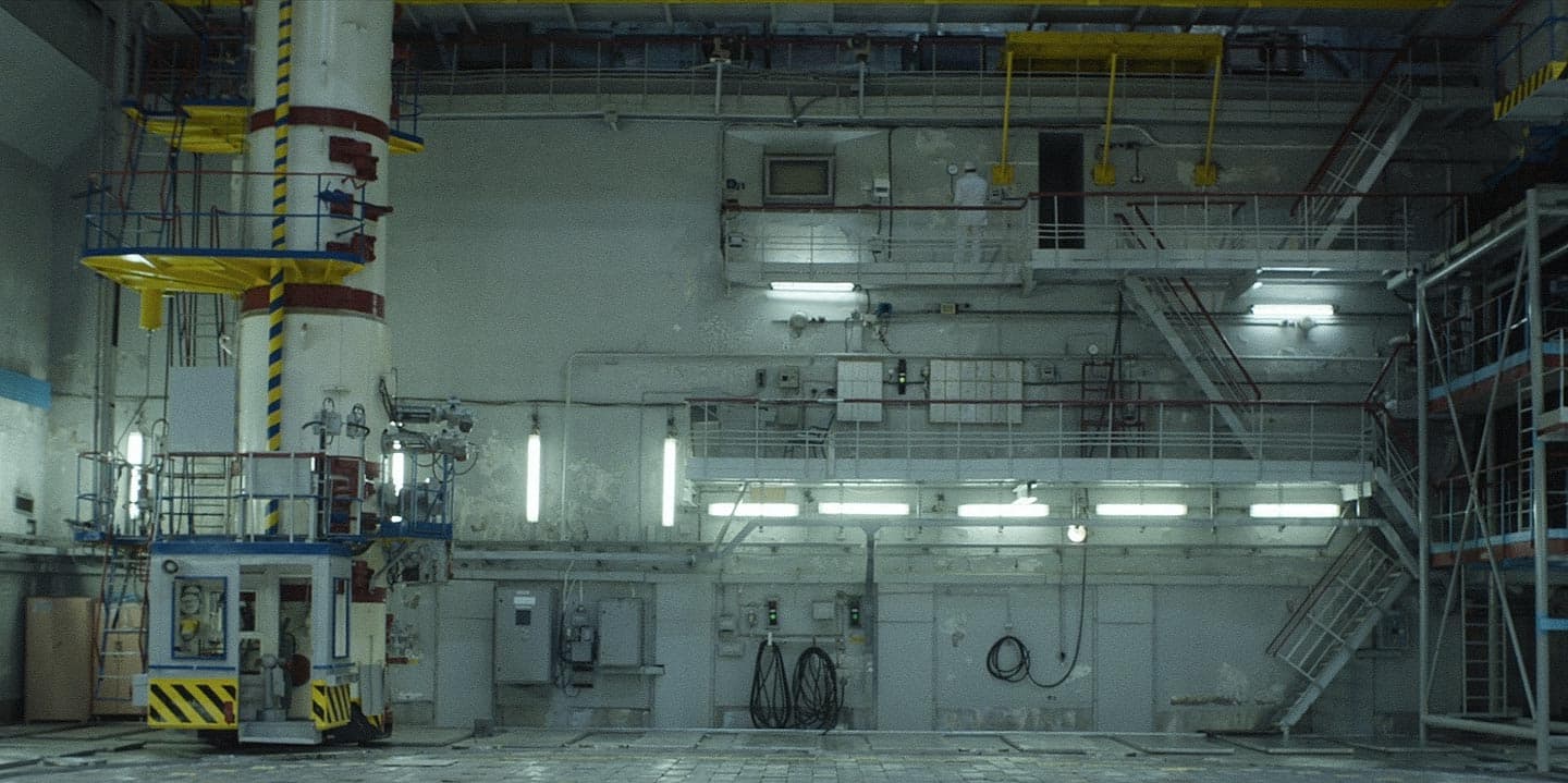 Chernobyl (2019) - aesthetic film composition - frame 2