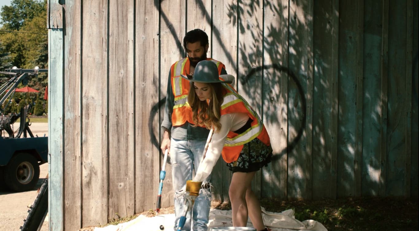 Schitt's Creek (2015) - color palette reference - frame 3