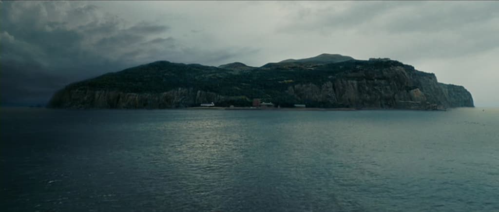 Shutter Island (2010) - aesthetic film composition - frame 2