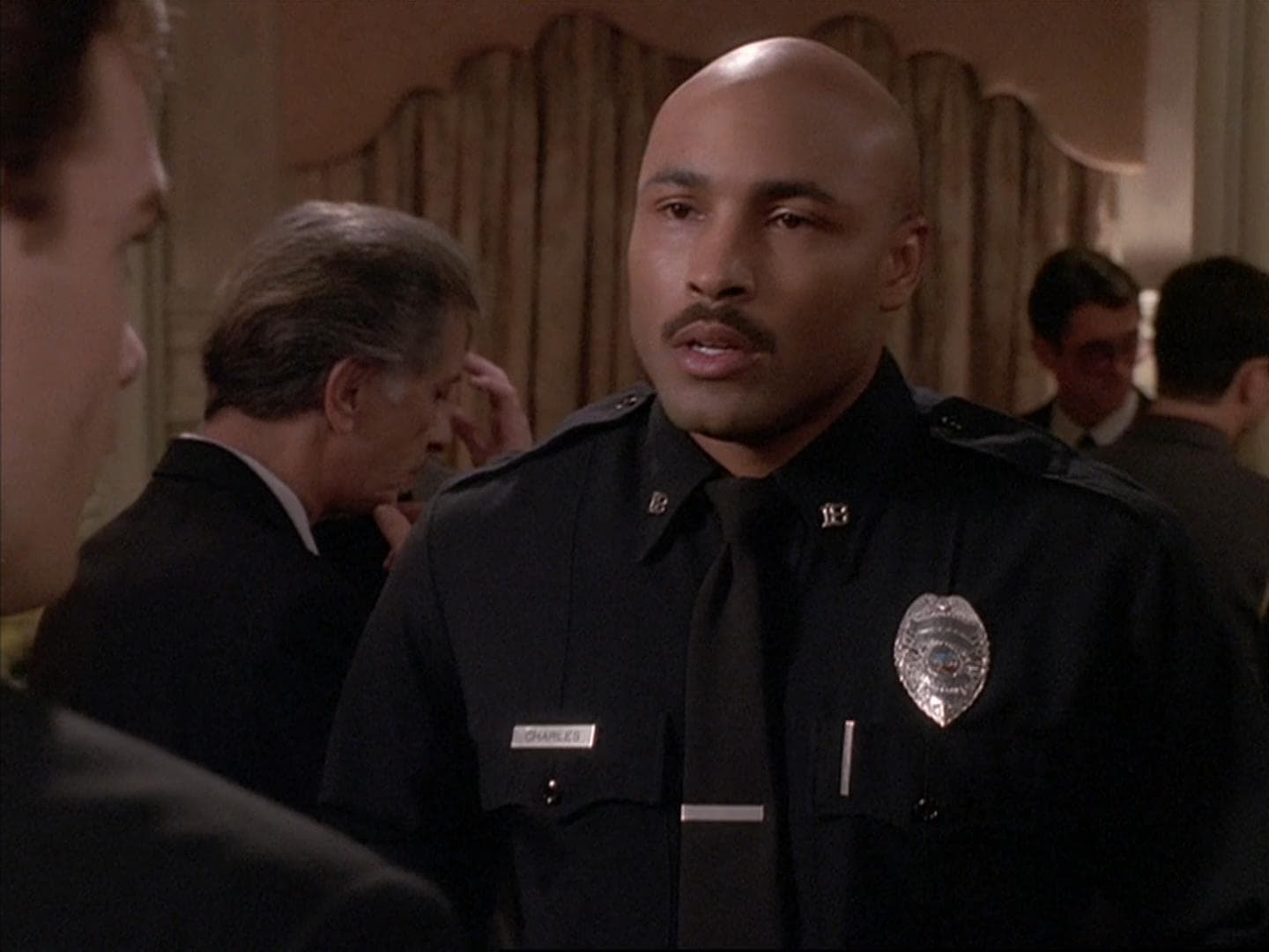 Six Feet Under (2001) - iconic movie scene - frame 4